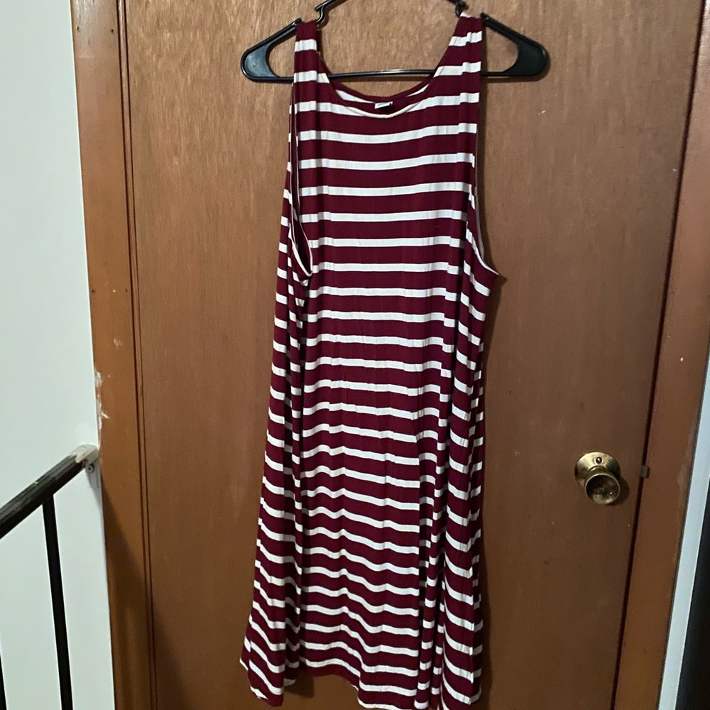 Sleeveless swing dress